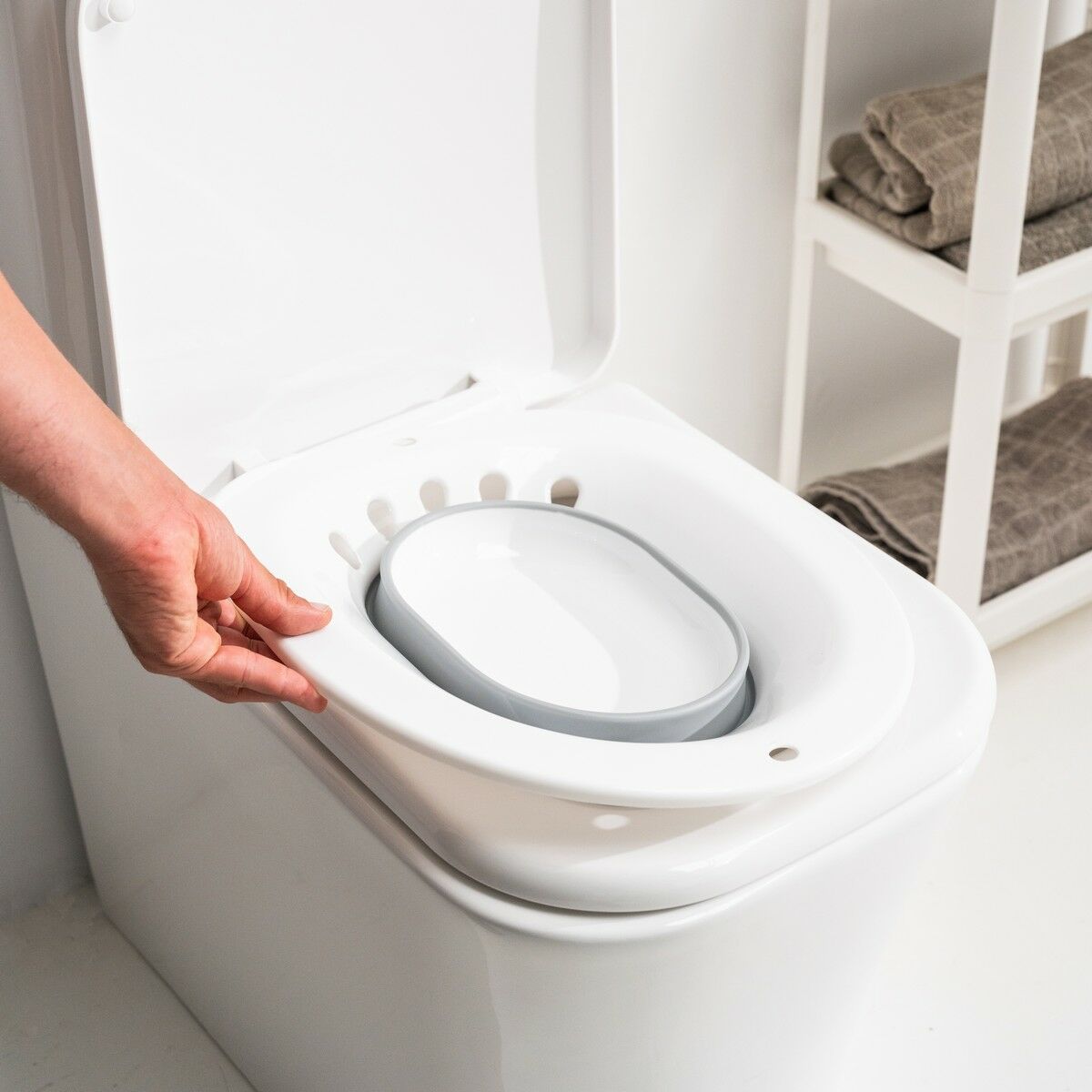 Istumakylpy wc-istuimeen, taitettava ja kannettava, 1,5 L, 140 kg, ergonominen – helppokäyttöinen leikkauksen jälkeinen ho…
