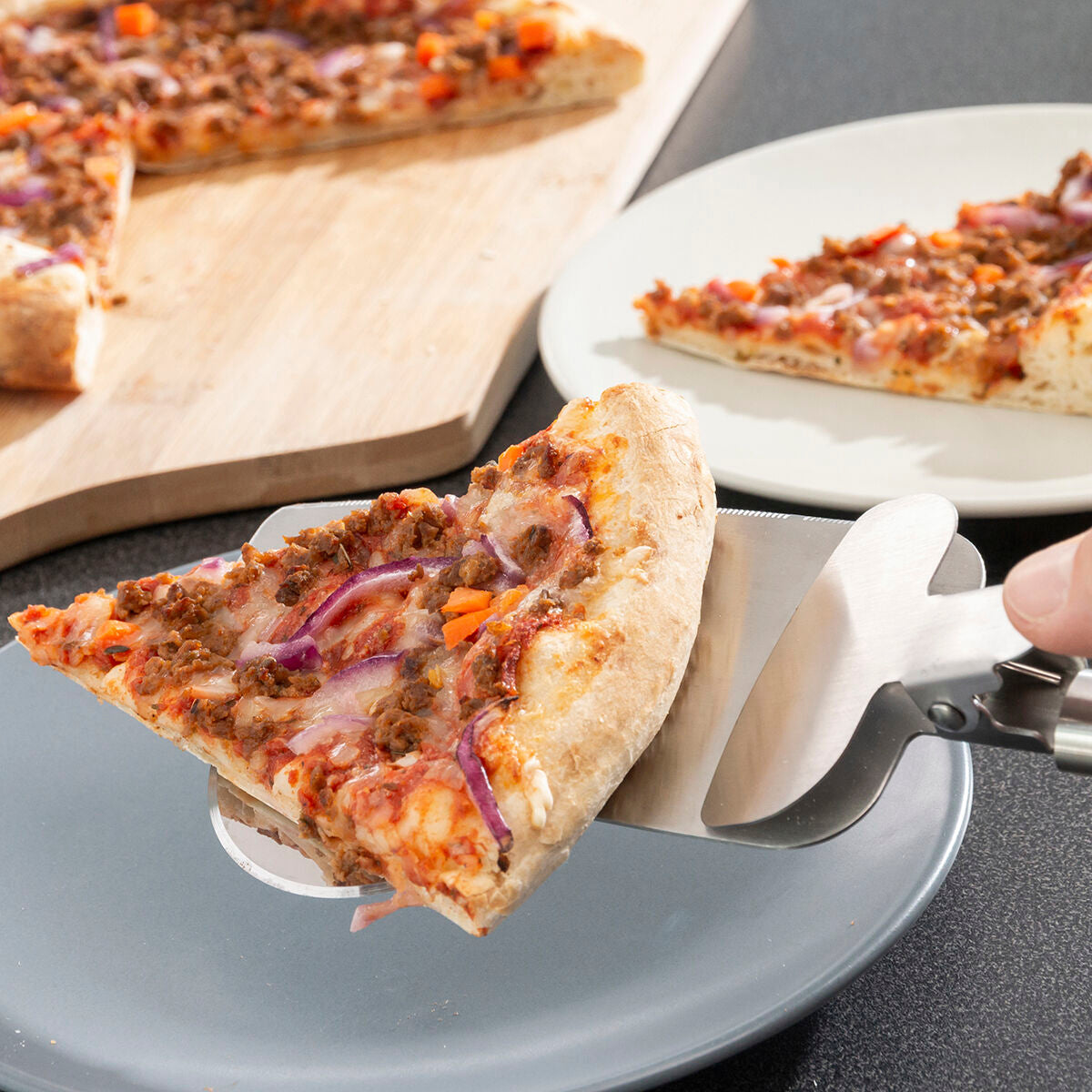Pizzaleikkuri 4-in-1 - ruostumaton teräs, lasta, annoskauha & turvalukko – turvalukko pizzapyörä – kuva 3