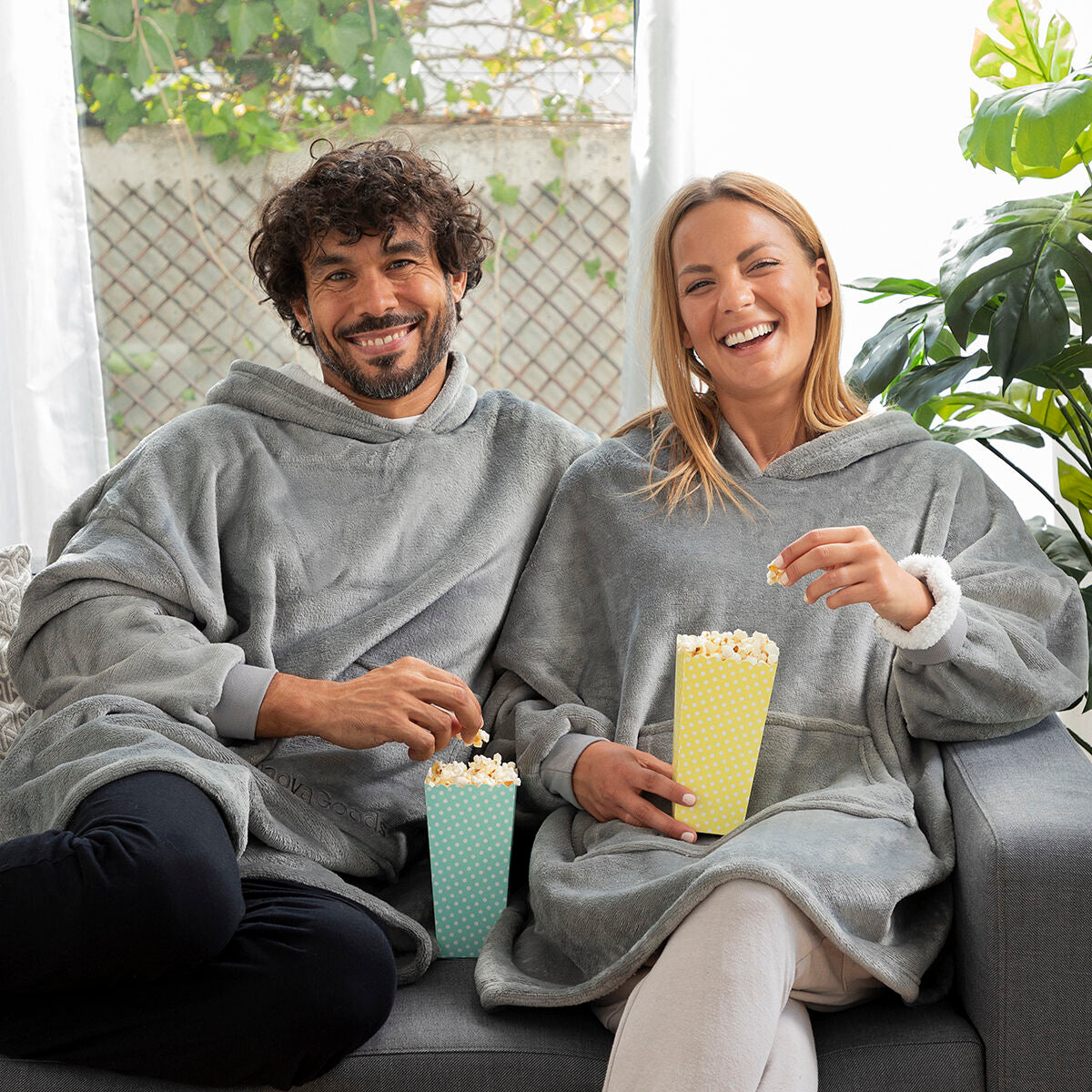 Hupparipeitto huopa fleece-vuorilla, oversized unisex – iso huppu ja keskitasku – iso keskitasku hupparipeitto – kuva 5
