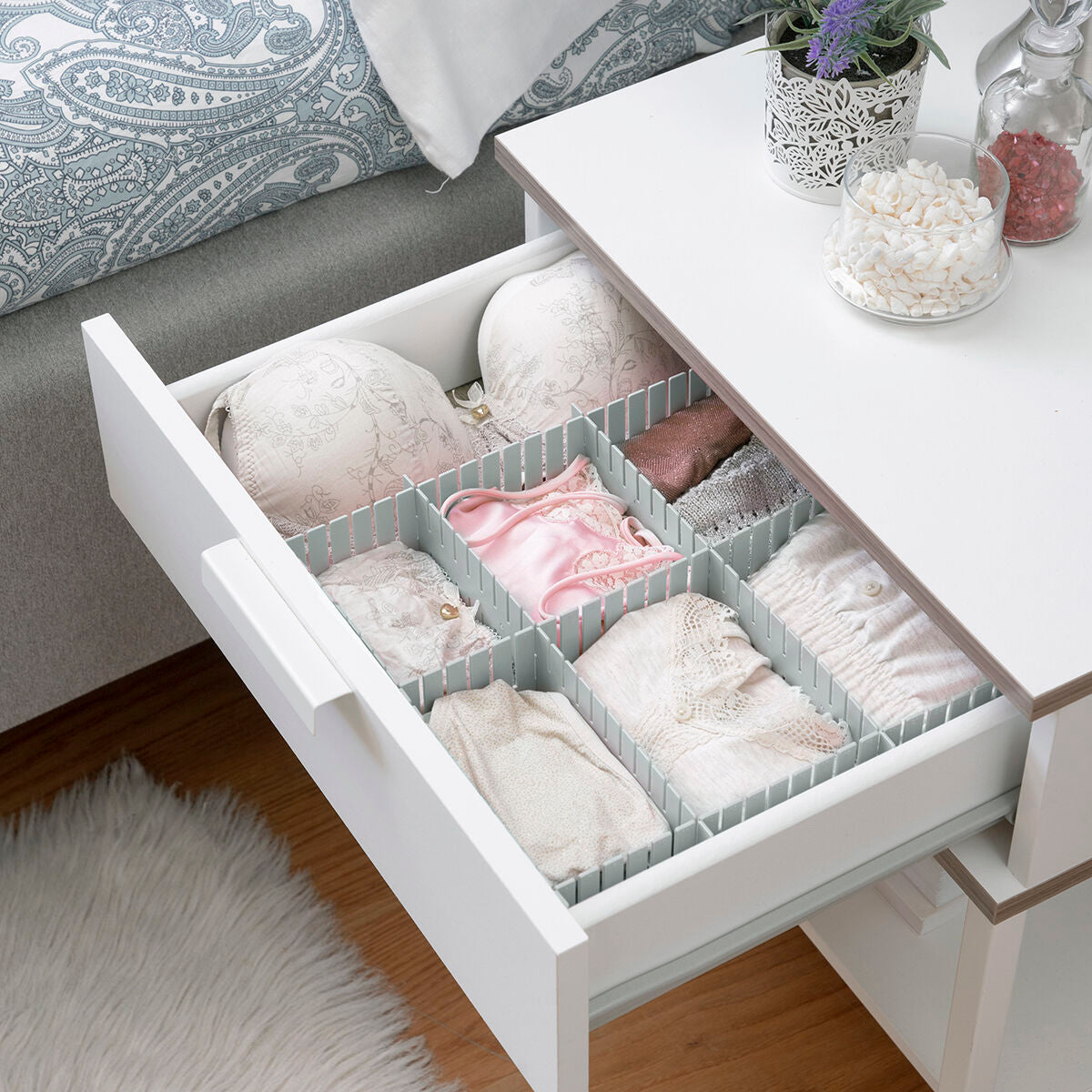 Laatikon jakajat säädettävä, leikattava 16 kpl setti, harmaa - 37 x 7 x 0,2 cm