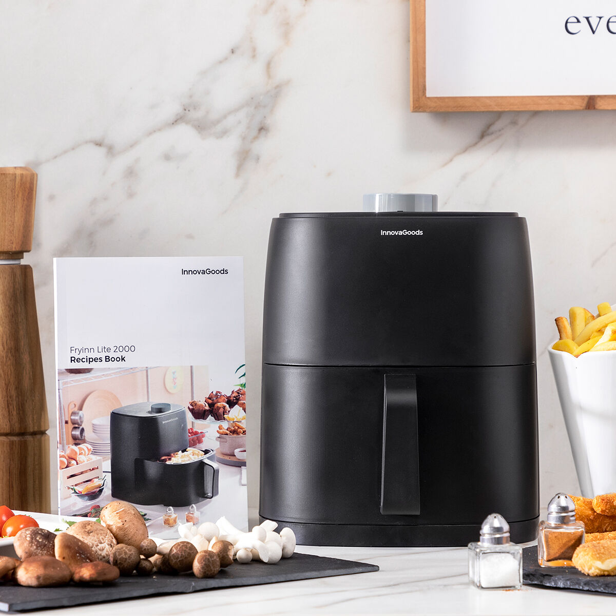 Airfryer 2 l 1200 W, ilman öljyä - kompakti pieniin keittiöihin & pariskunnille