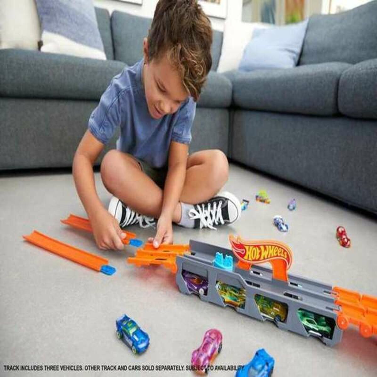 Hot Wheels rekka 3 autolla, kuljetusauto lelu muovia, lapsille 4–8 v sisäleikkeihin