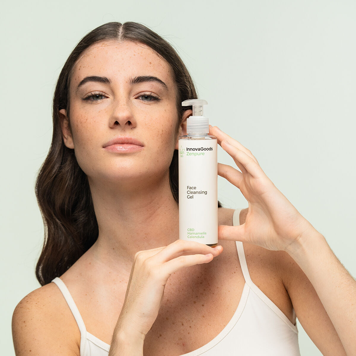 Kasvojen puhdistusgeeli CBD, rauhoittava & kosteuttava 200 ml, herkälle iholle – kasvoputsari lahja naiselle – kuva 8